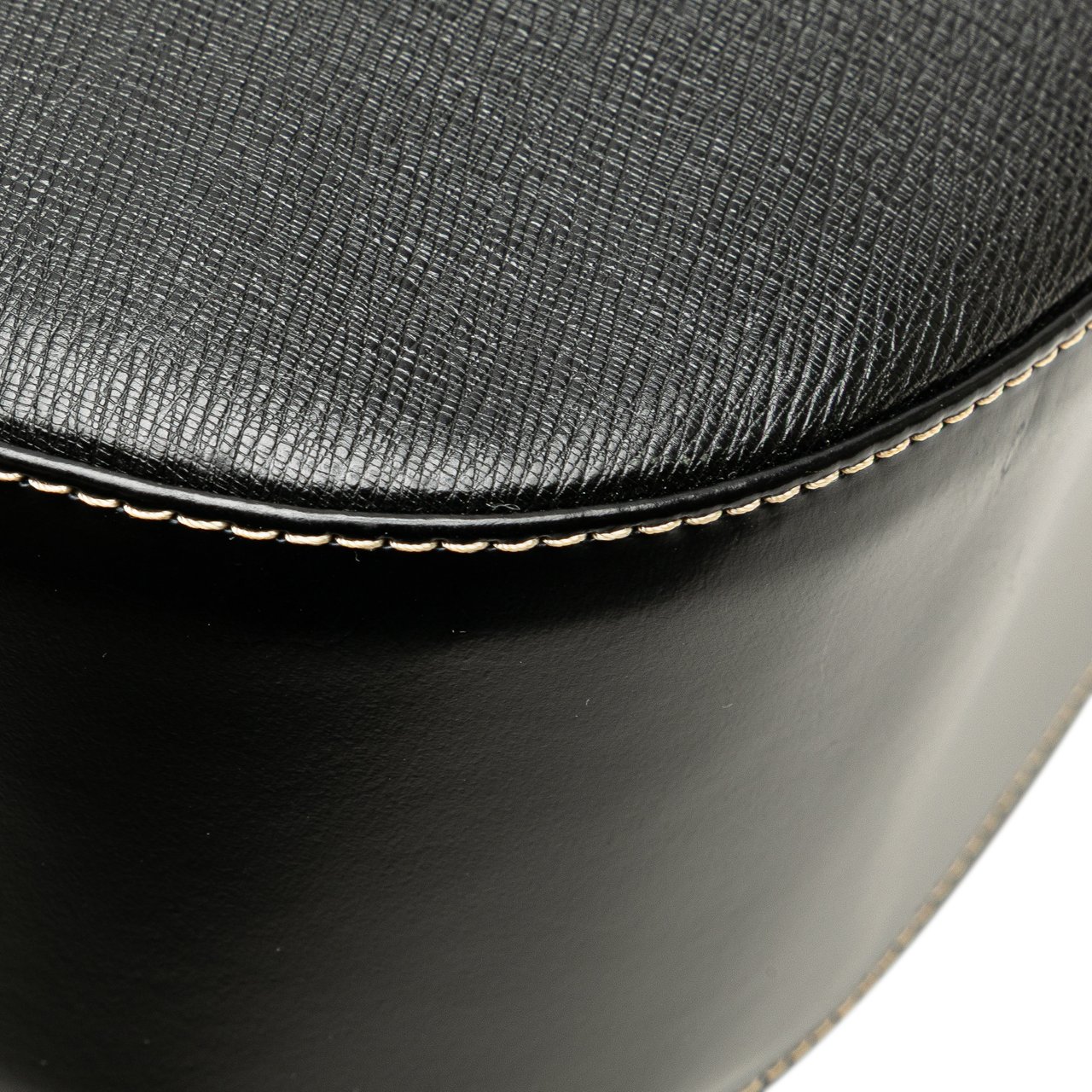 Burberry Leather Shoulder Bag Zwart