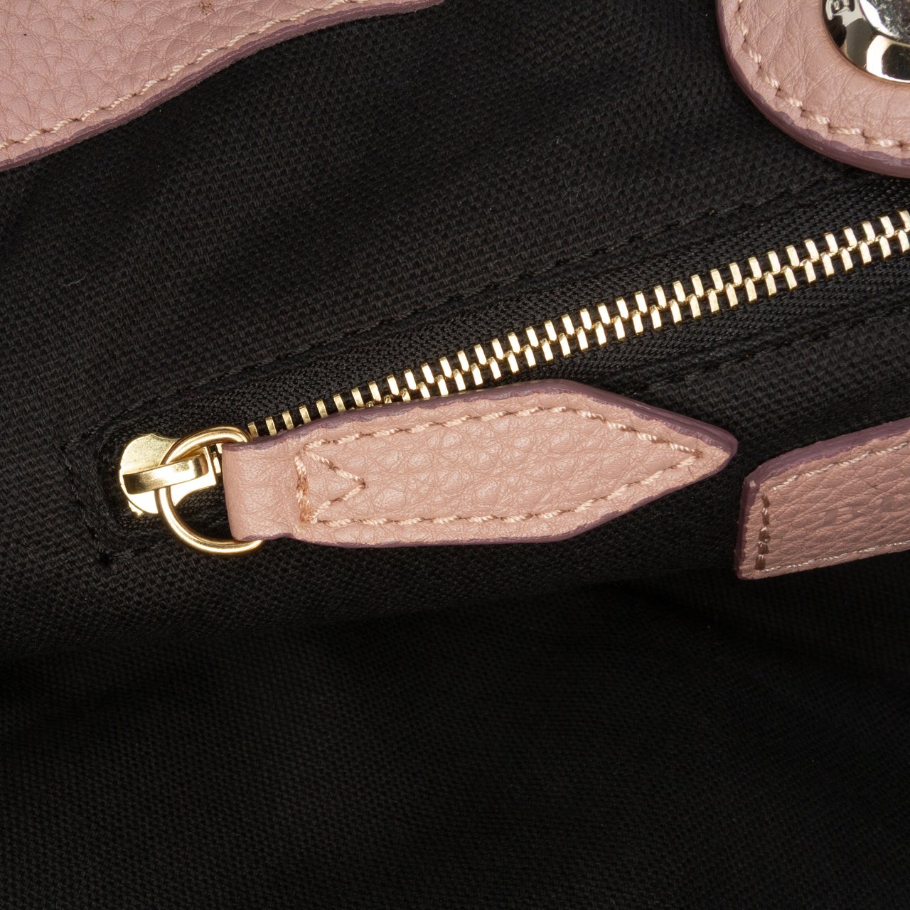 Burberry Medium Leather and House Check Banner Satchel Roze