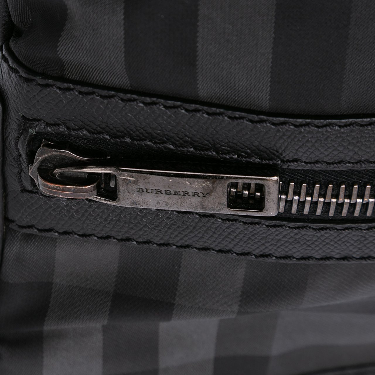 Burberry Smoke Check Canvas Crossbody Grijs