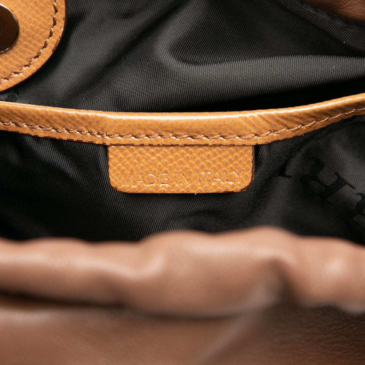 Burberry Small Leather Dinton Satchel Bruin