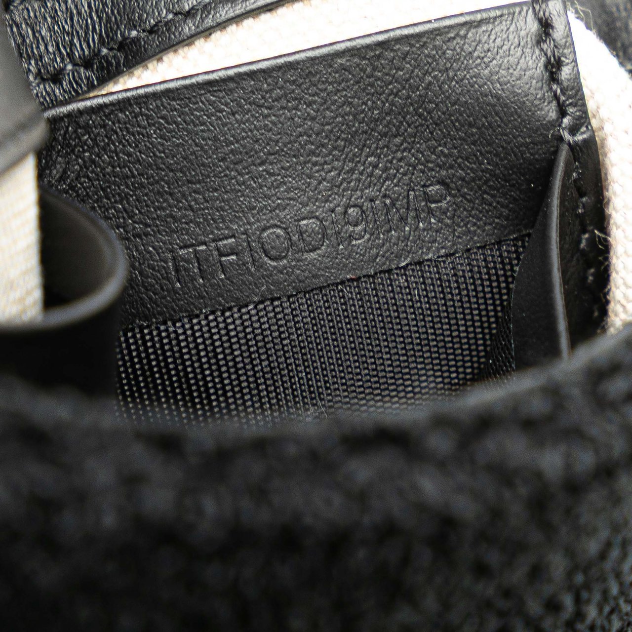 Burberry Mini Terry Cloth Lola Love Crossbody Zwart
