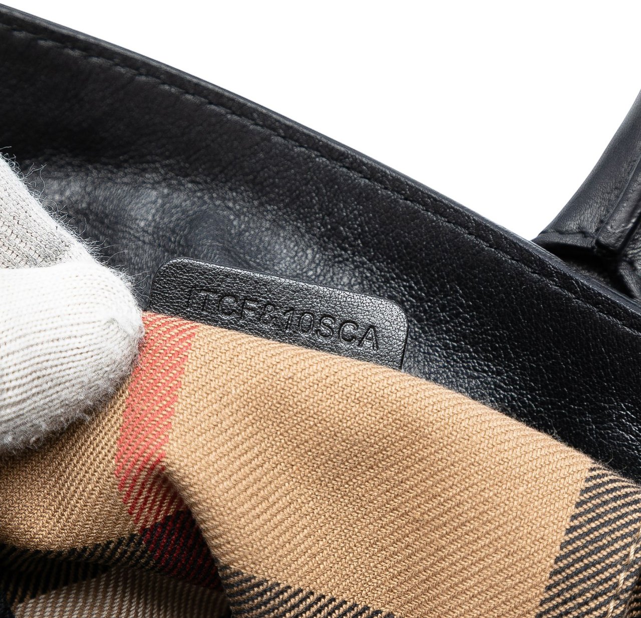 Burberry Medium Leather and House Check Banner Satchel Zwart