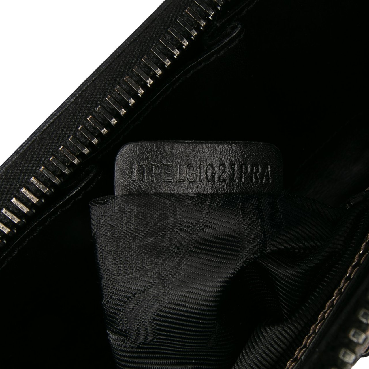 Burberry Metallic Leather Clutch Goud
