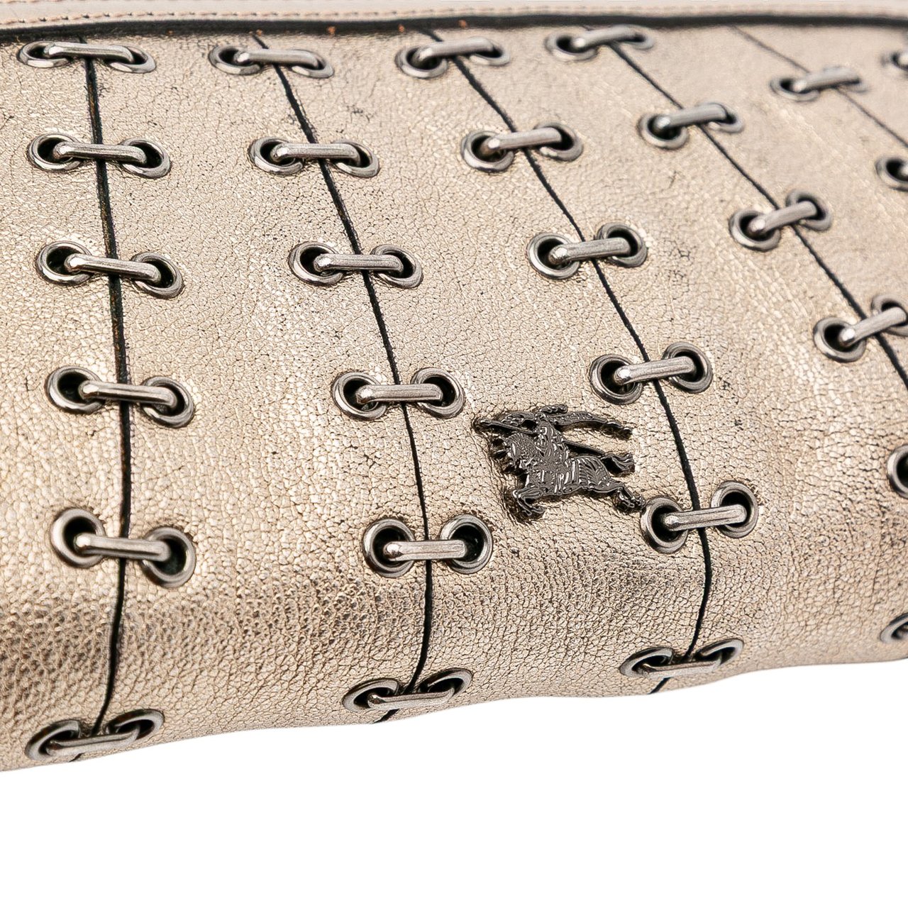 Burberry Metallic Leather Clutch Goud