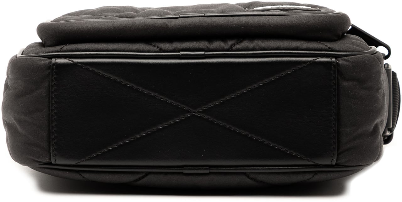 Burberry Quilted Nylon Paddy Crossbody Zwart