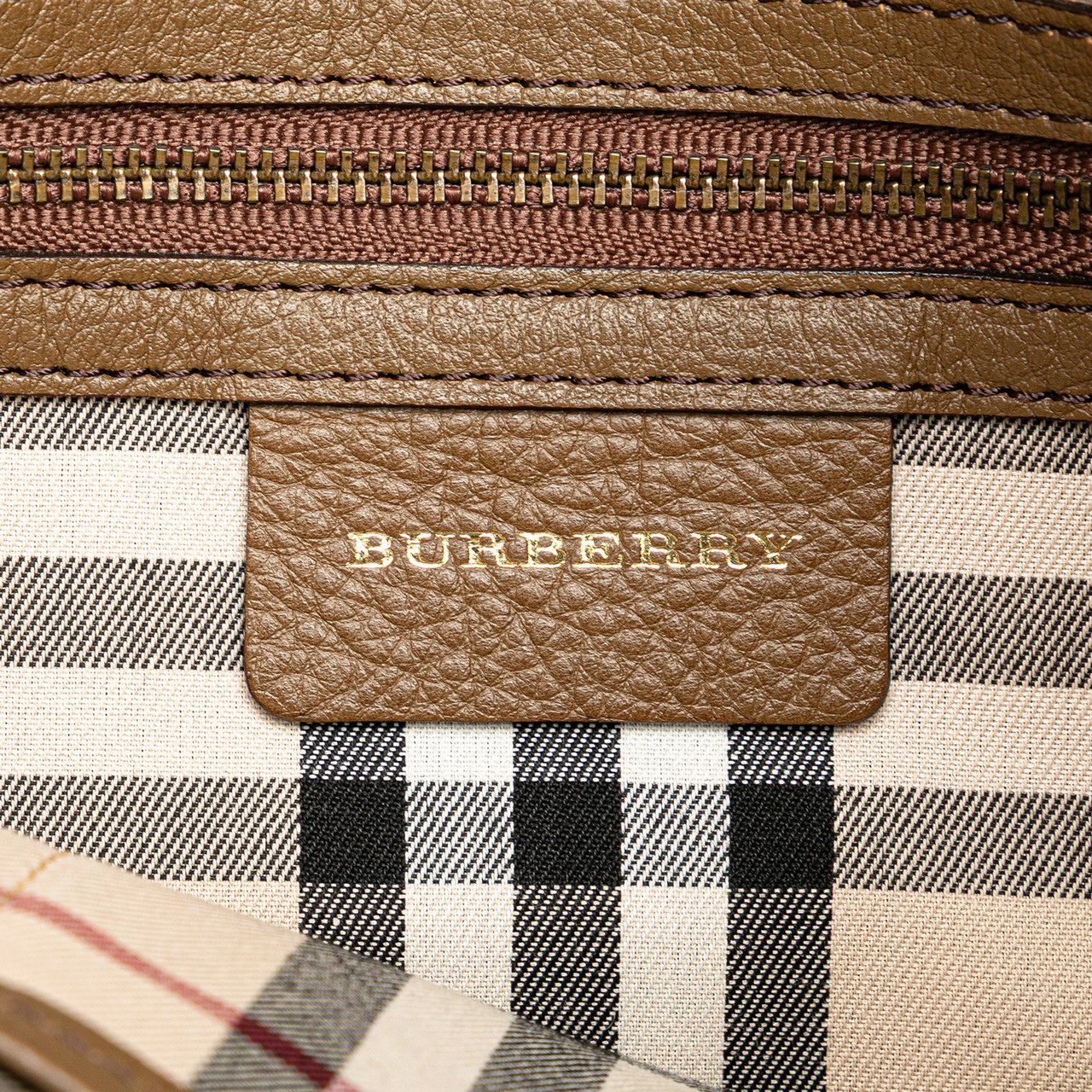 Burberry Leather Tote Bruin