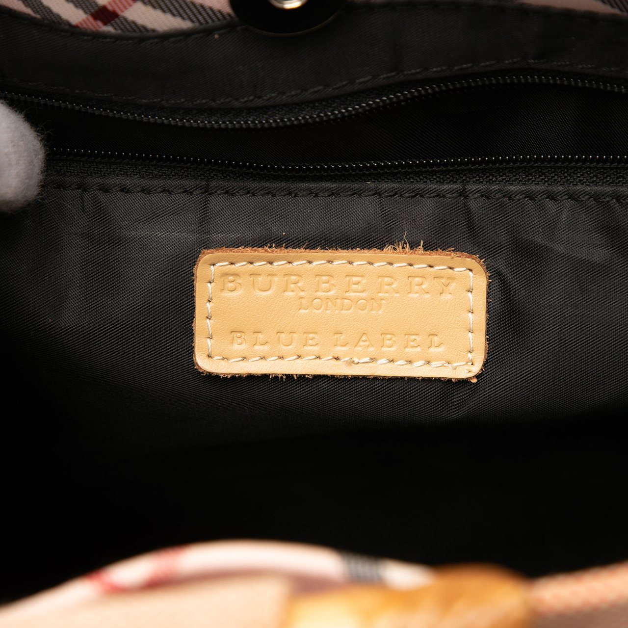 Burberry Vinyl And Nova Check Canvas Bamboo Tote Bruin