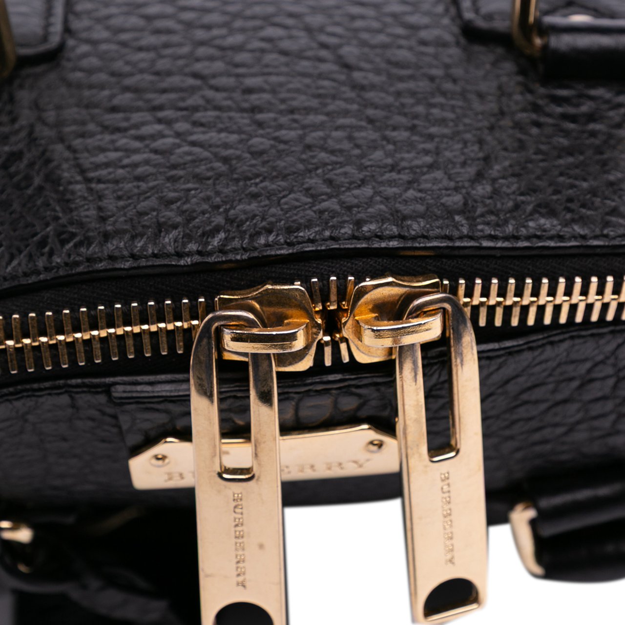 Burberry Small Grained Calfskin Heritage Orchard Bowling Bag Zwart