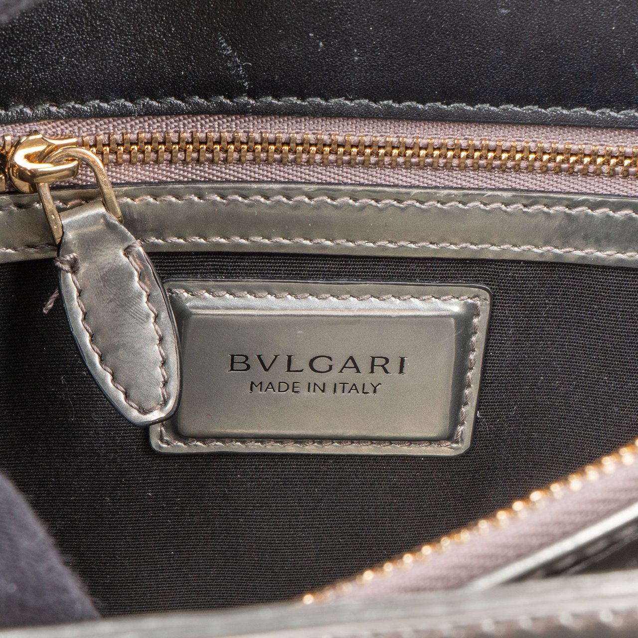Bvlgari Bvlgari Silver Patent Serpenti Forever Shoulder Bag Zilver