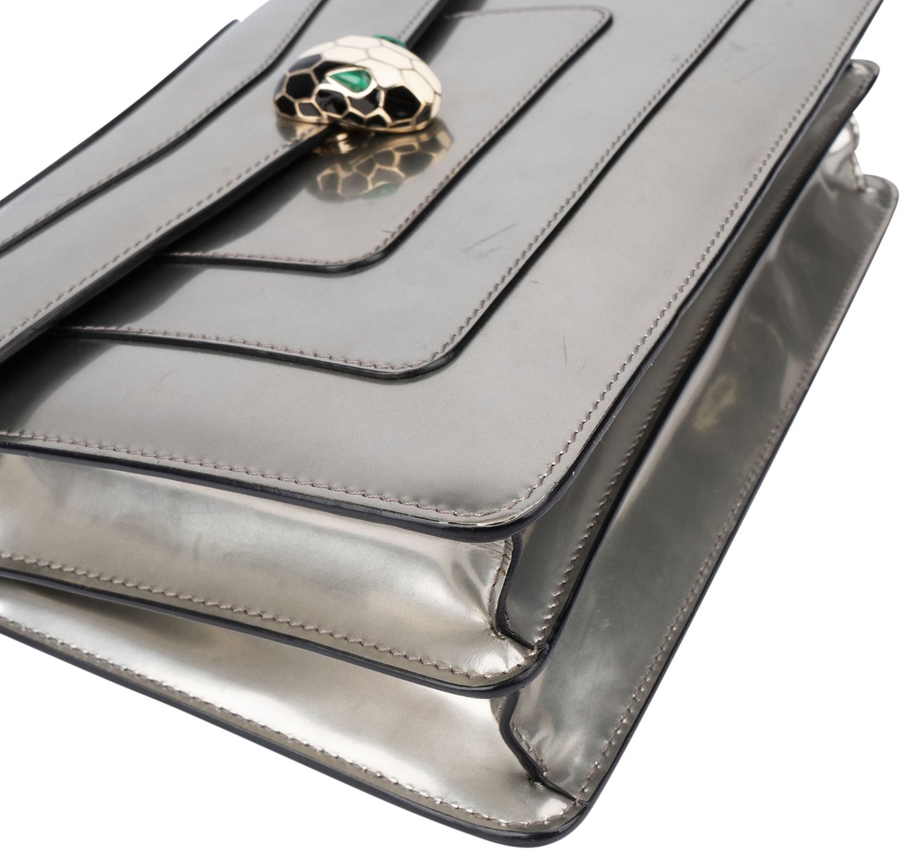 Bvlgari Bvlgari Silver Patent Serpenti Forever Shoulder Bag Zilver