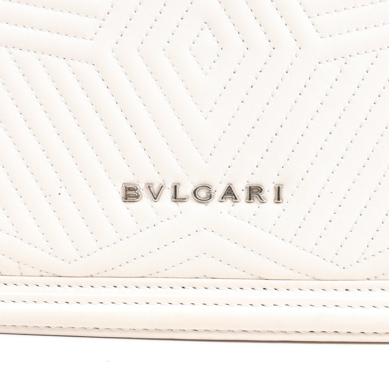Bvlgari BVLGARI Serpenti Leather Chain Shoulder Bag in White Wit