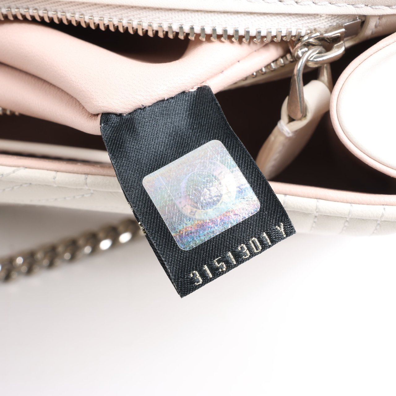 Bvlgari BVLGARI Serpenti Leather Chain Shoulder Bag in White Wit