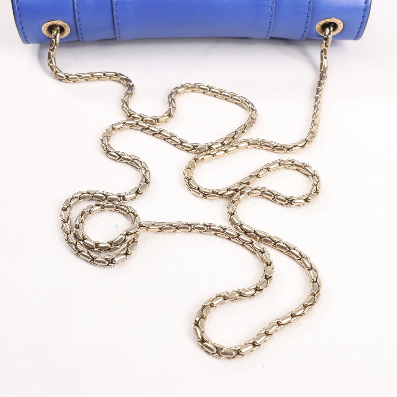 Bvlgari BVLGARI Serpenti Forever Leather Chain Shoulder Bag in Blue Blauw