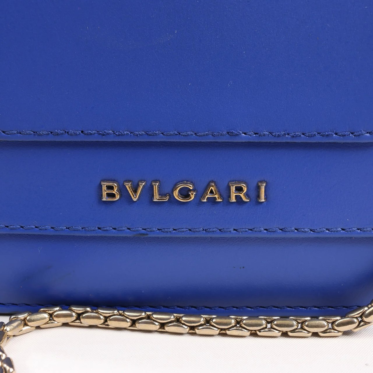 Bvlgari BVLGARI Serpenti Forever Leather Chain Shoulder Bag in Blue Blauw
