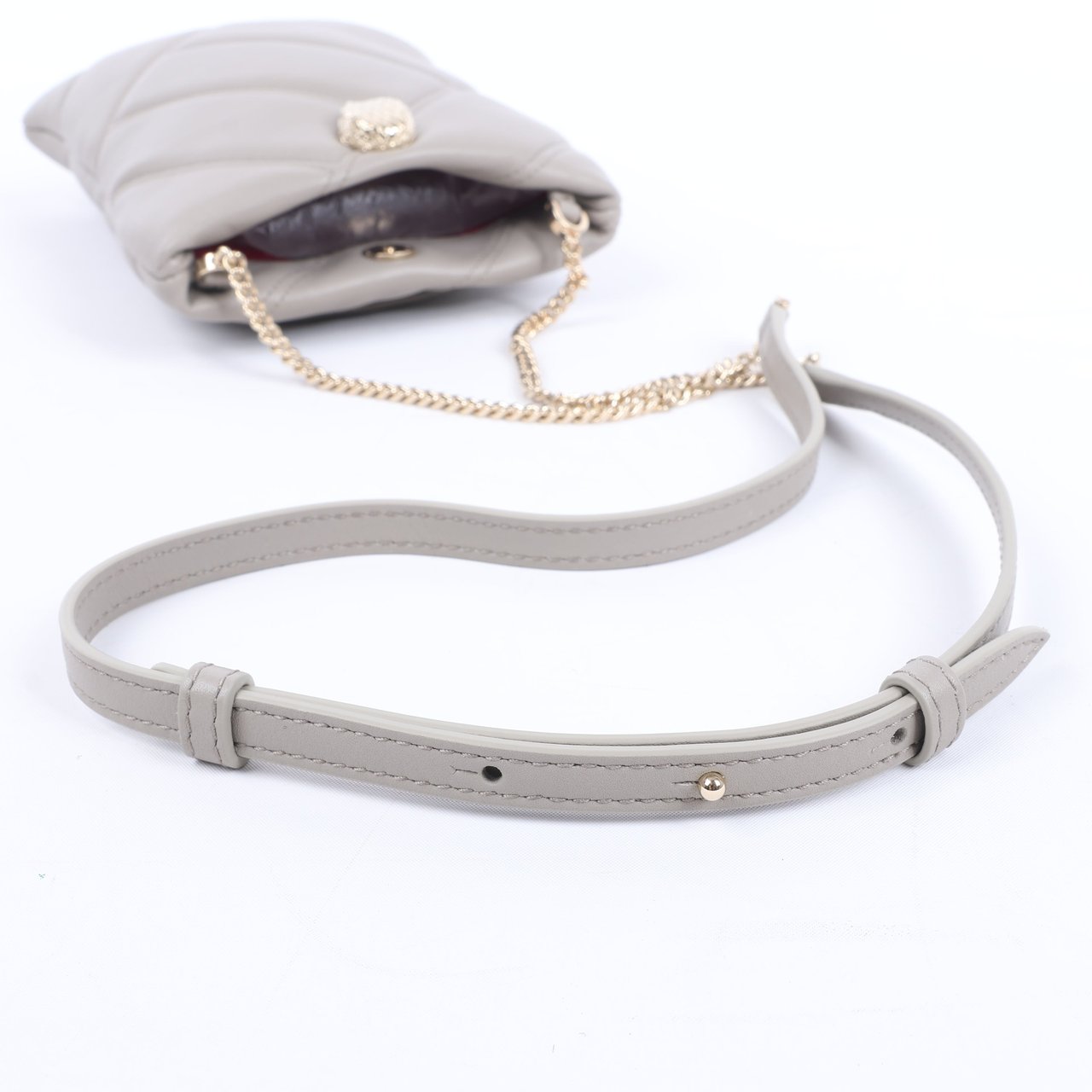 Bvlgari BVLGARI Serpenti Cabochon Chain Leather Shoulder Bag in Gray Grijs