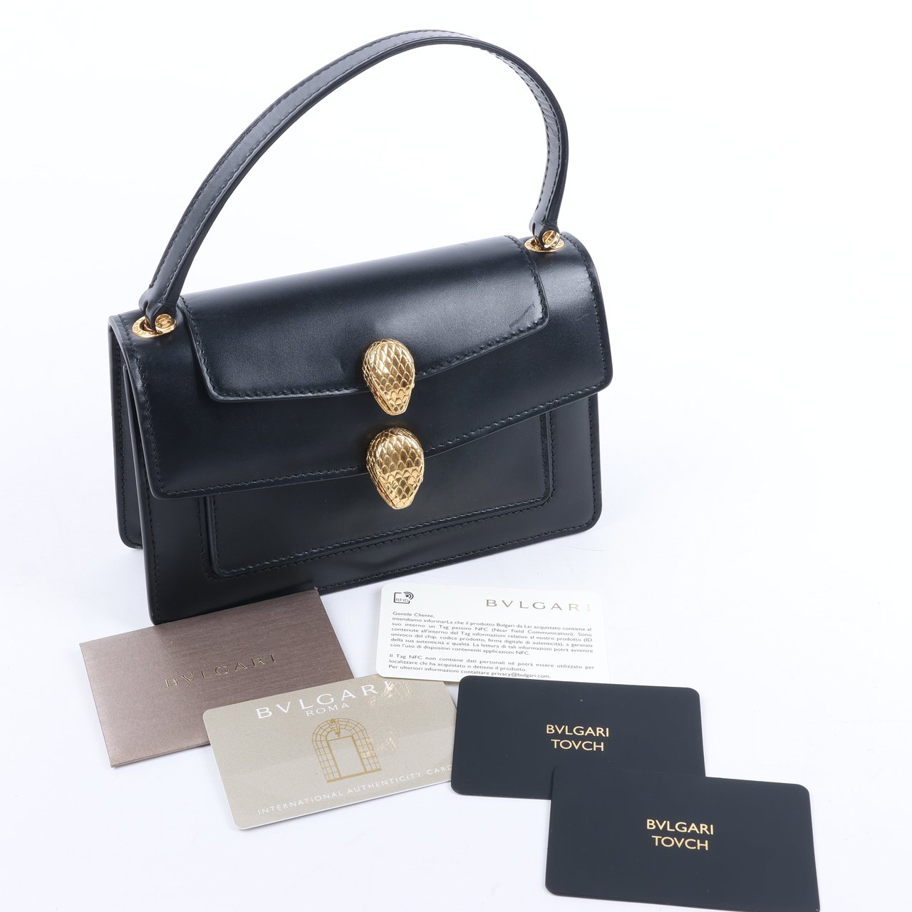 Bvlgari Bvlgari × Alexander Wang Serpenti Leather Handbag in Black Zwart