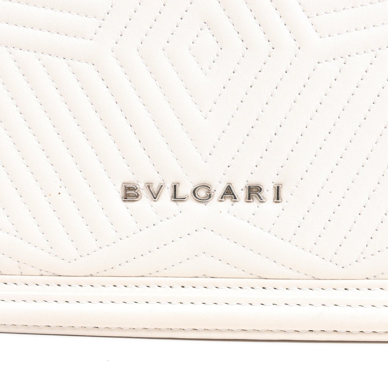 Bvlgari BVLGARI Serpenti Leather Chain Shoulder Bag in White Wit