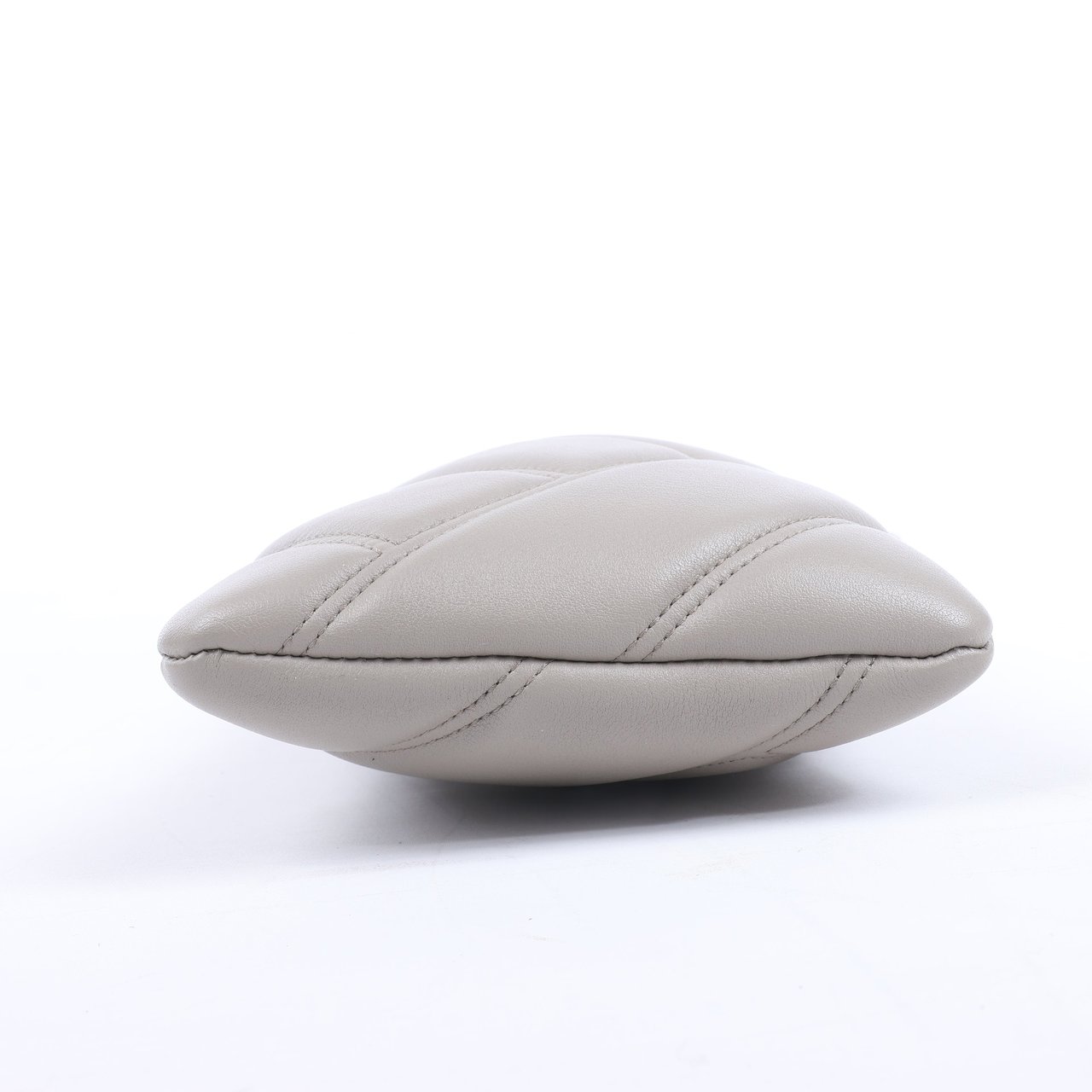 Bvlgari BVLGARI Serpenti Cabochon Chain Leather Shoulder Bag in Gray Grijs