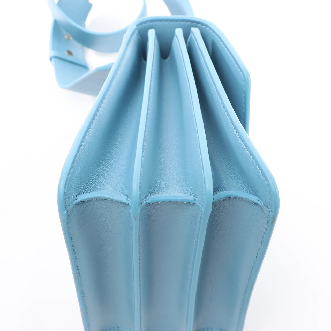 Bvlgari BVLGARI Serpenti Forever Leather Chain 2Way Handbag in Blue Blauw