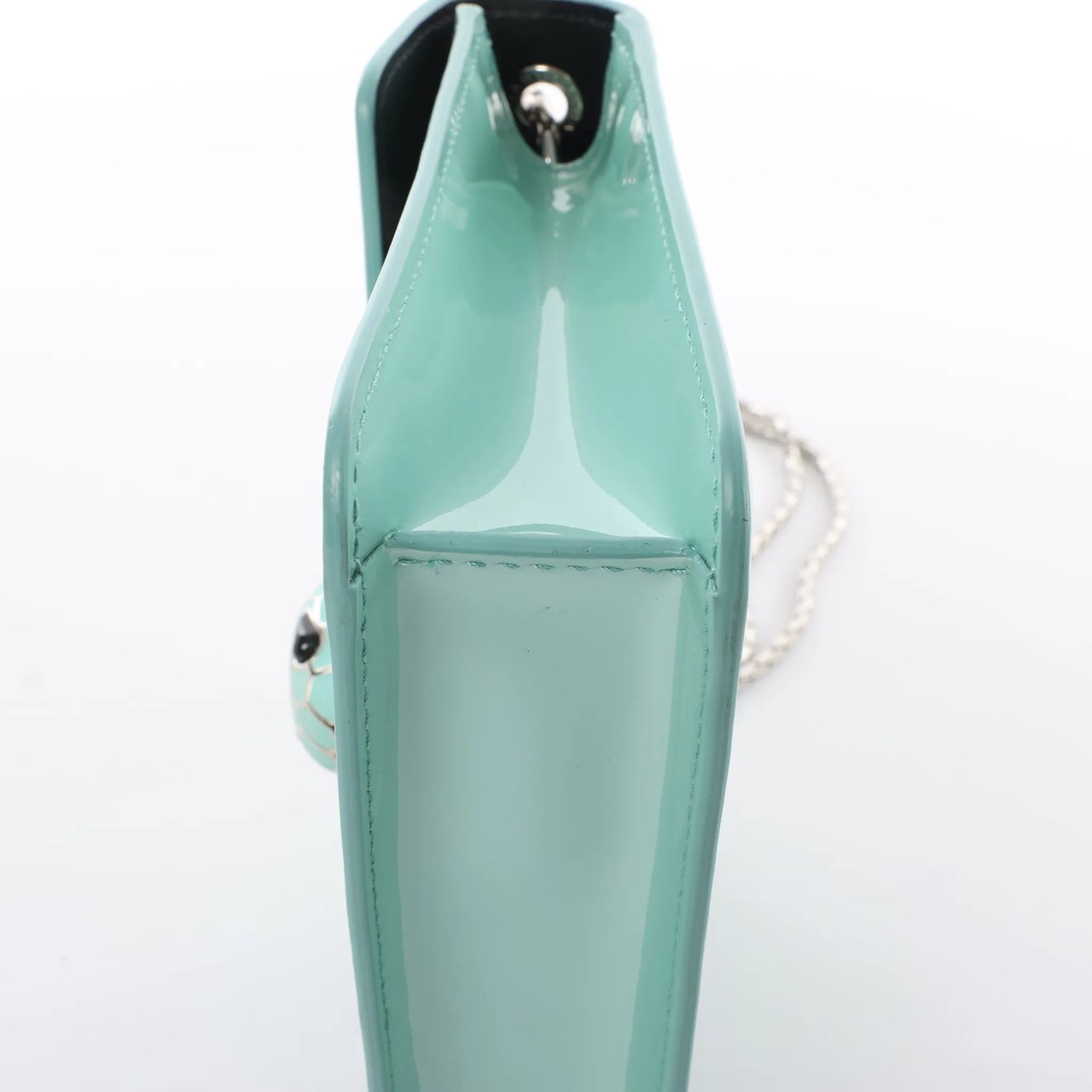 Bvlgari BVLGARI Serpenti Forever Patent Leather Chain Crossbody Bag in Green Groen
