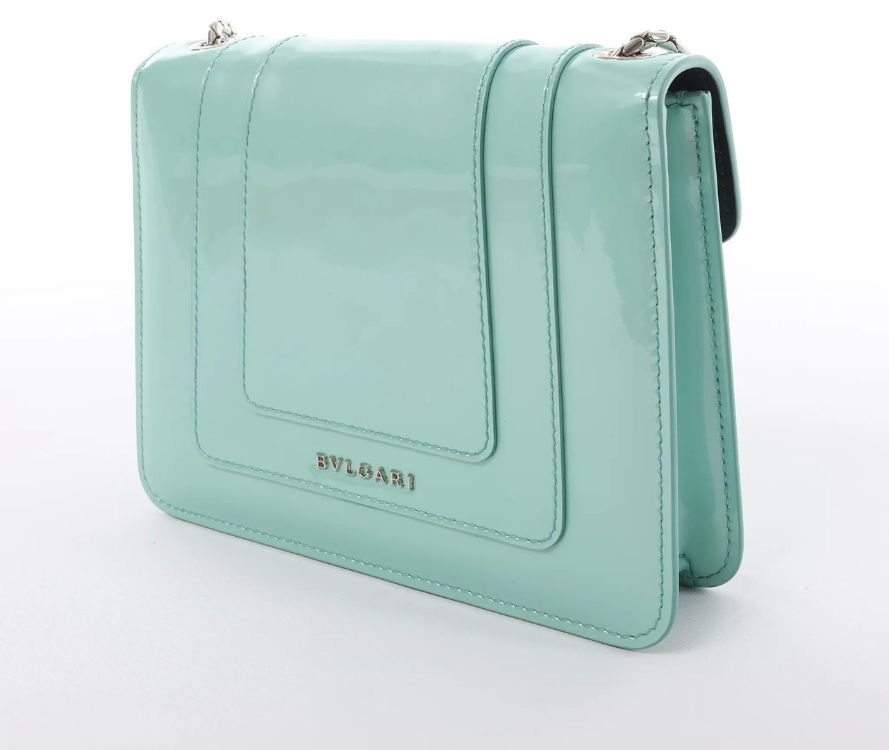 BVLGARI Serpenti Forever Patent Leather Chain Crossbody Bag in Green Groen