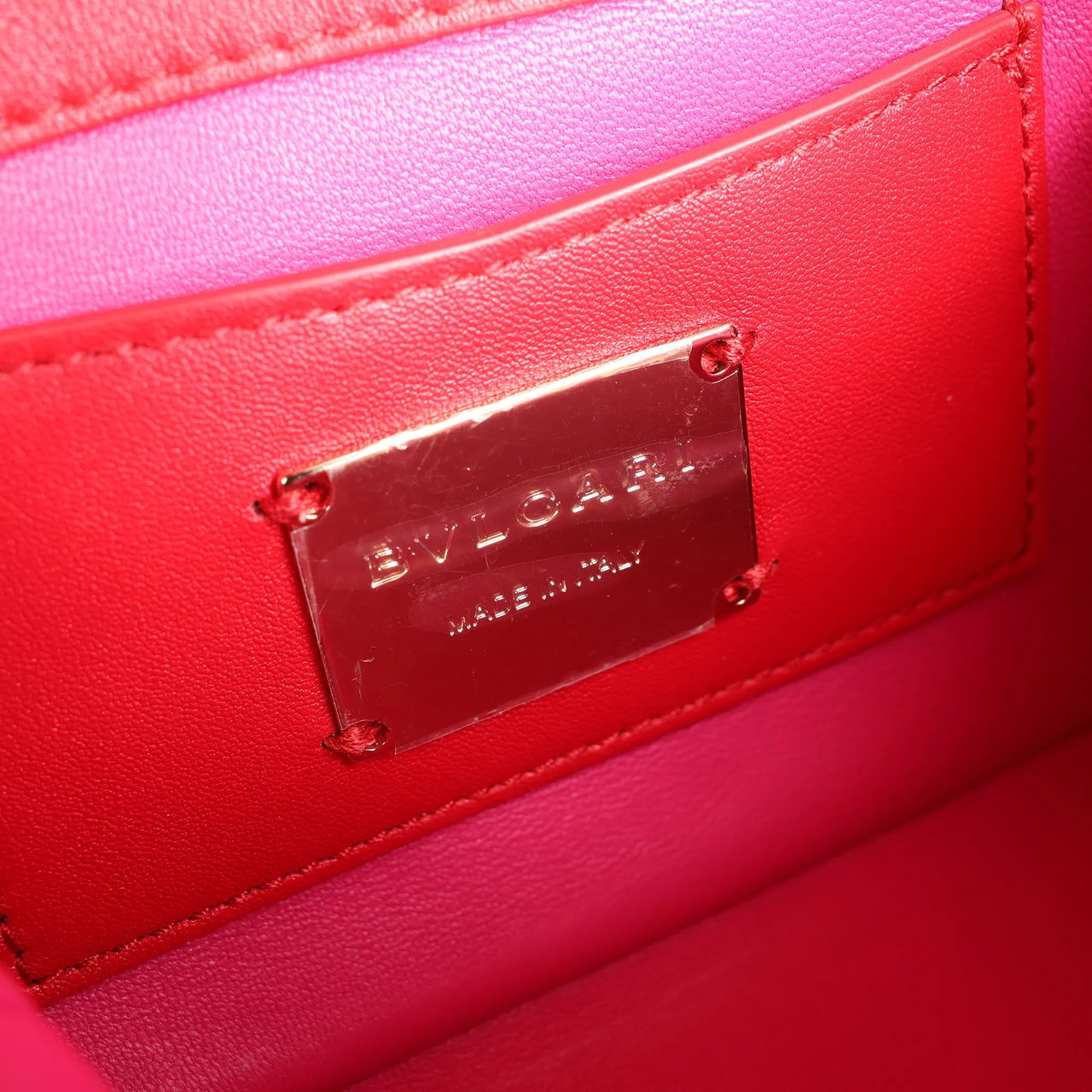 BVLGARI Serpenti Leather Chain Crossbody Bag in Red Rood
