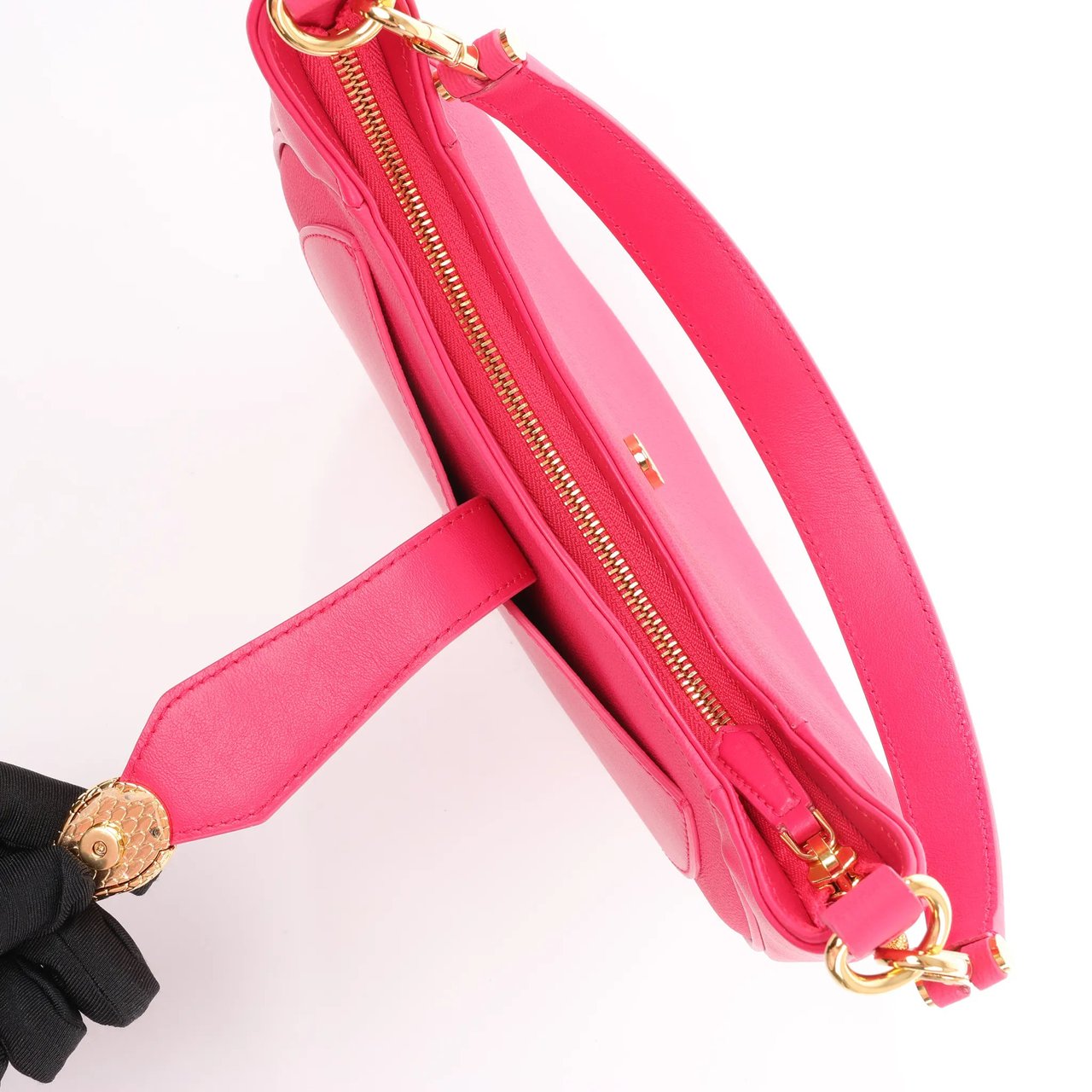 BVLGARI Serpenti Leather Shoulder Bag in Pink Roze