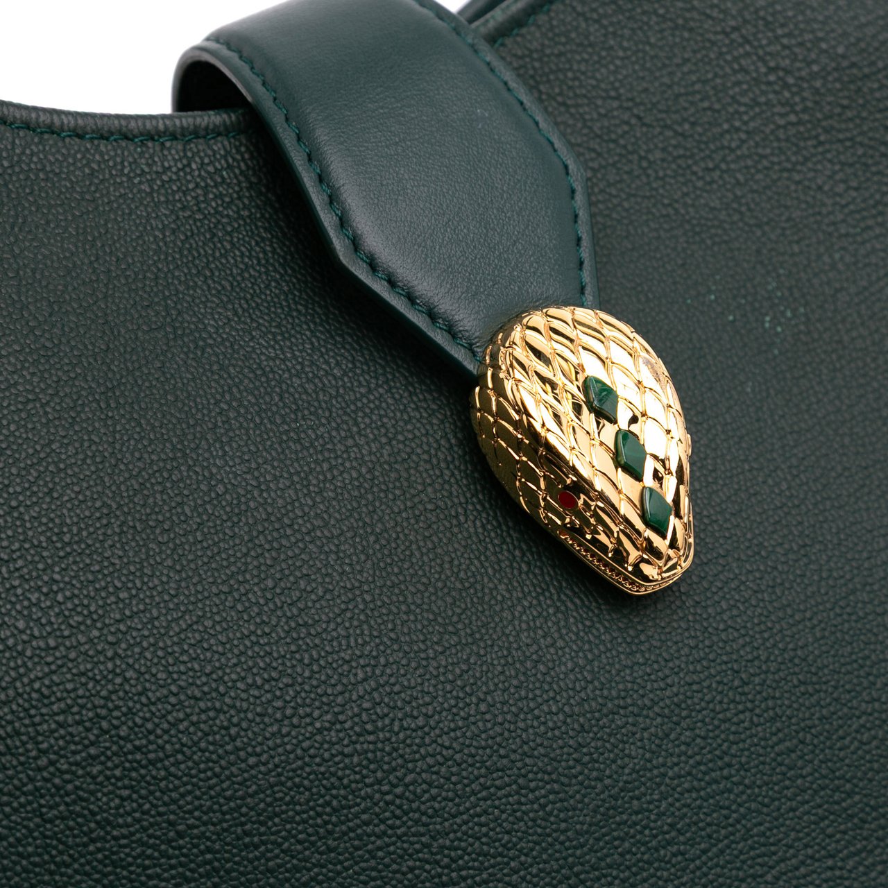 Bvlgari Small Leather Serpenti Ellipse Satchel Groen