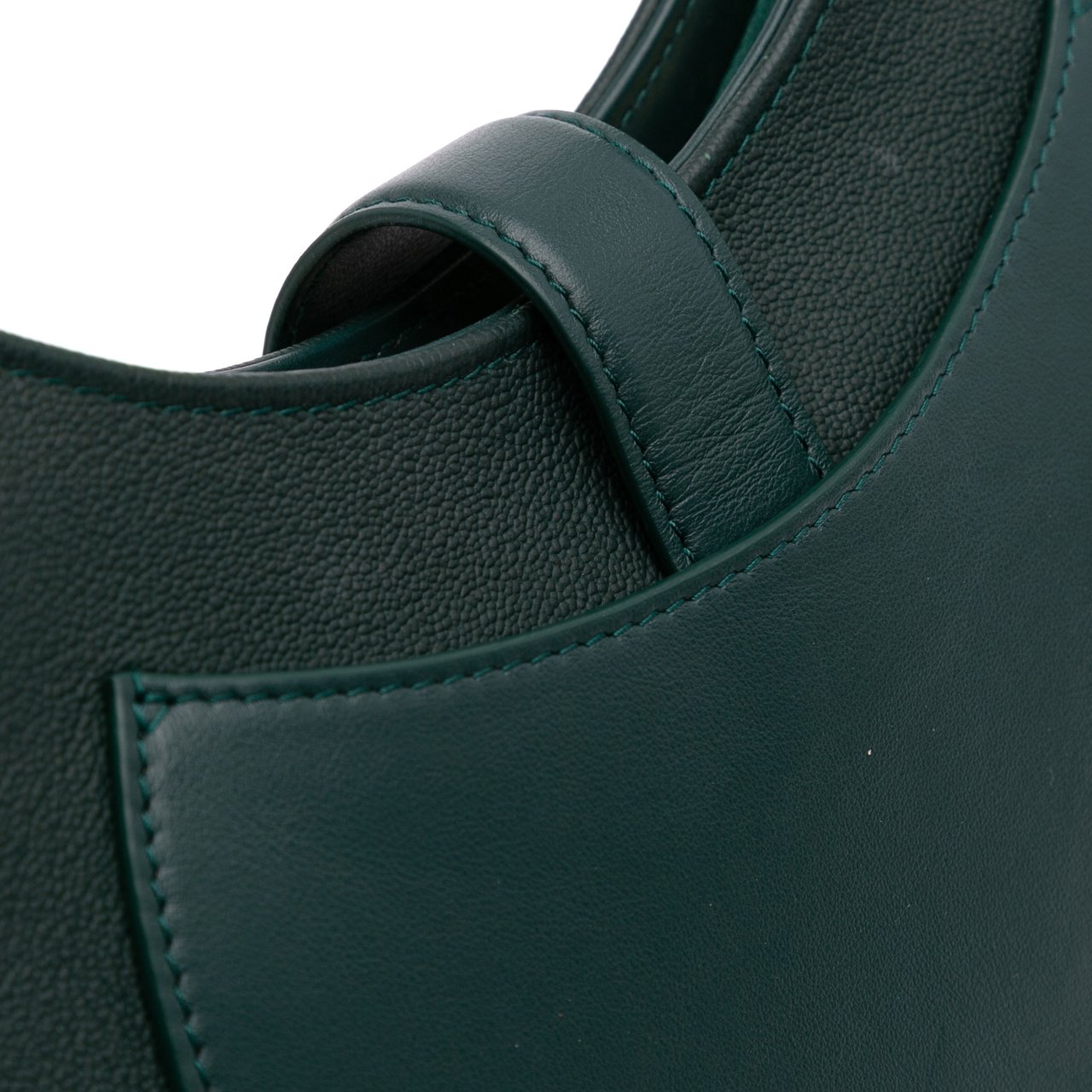 Bvlgari Small Leather Serpenti Ellipse Satchel Groen