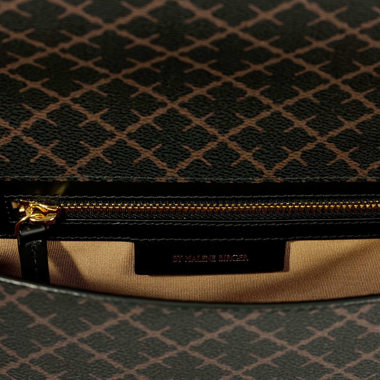 By Malene Birger Brown Tallie Geometric Shoulder Bag Wit