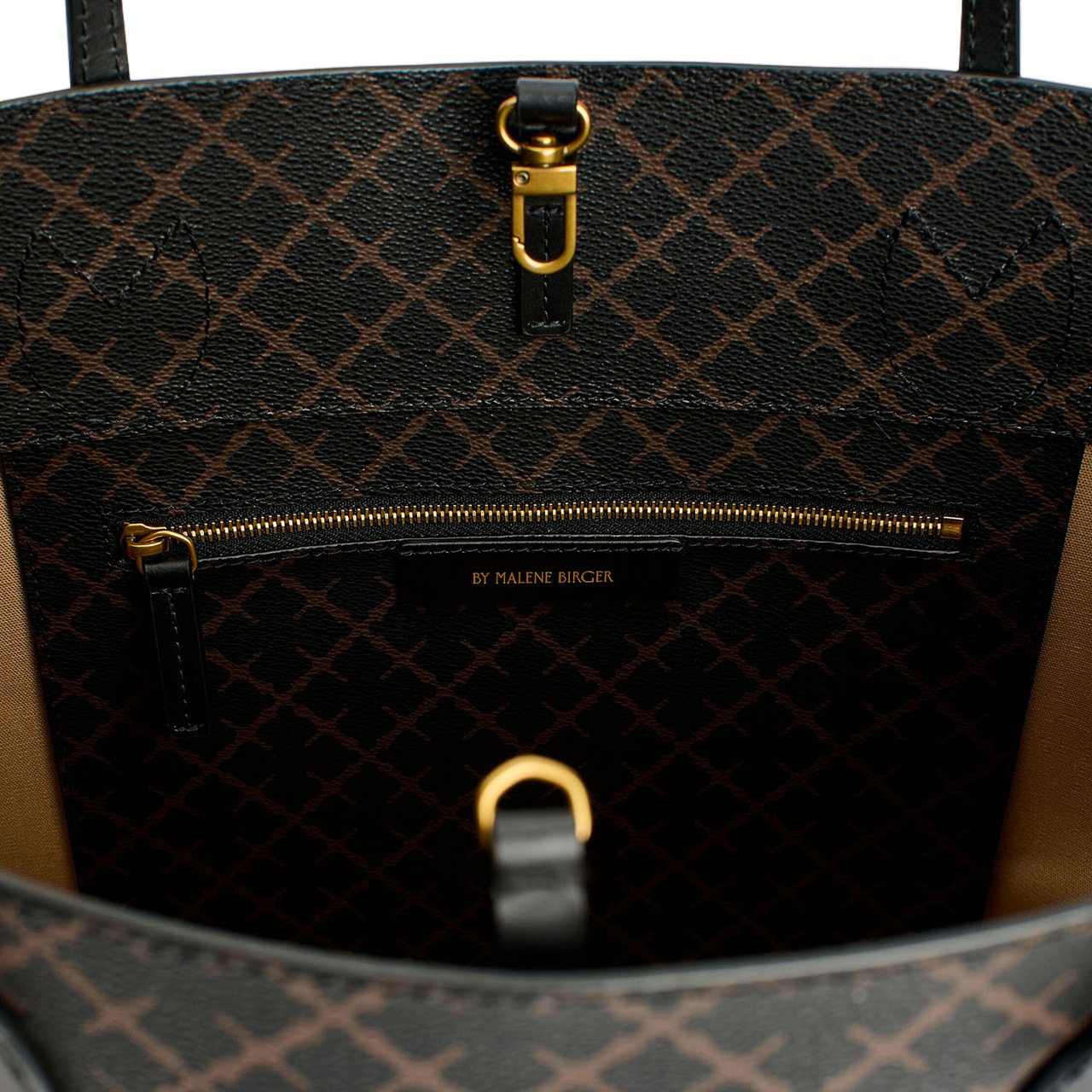 By Malene Birger Brown Abigail Geometric Shopping Bag Bruin