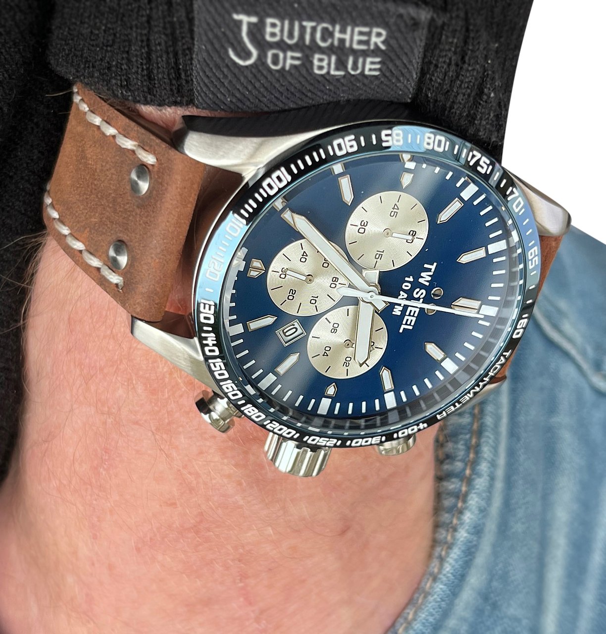 TW Steel TW Steel TWVS121 Volante Steel Chrono Bruin Leer 48mm Zilver