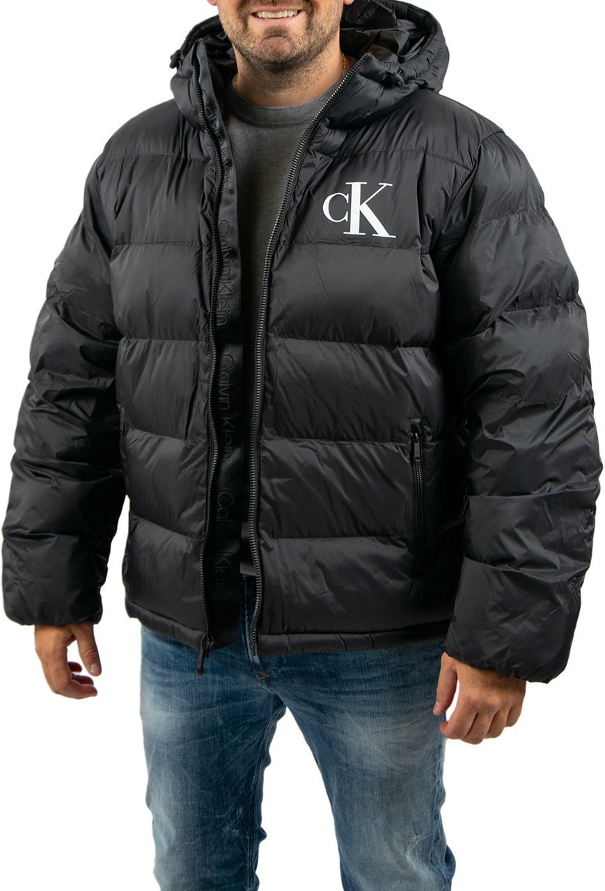 Calvin Klein Jeans LS Nylon Monogram Puffer JKT Zwart