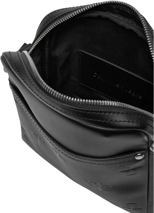 Calvin Klein Calvin Klein Jeans Black Polyethylene Messenger Bag Zwart