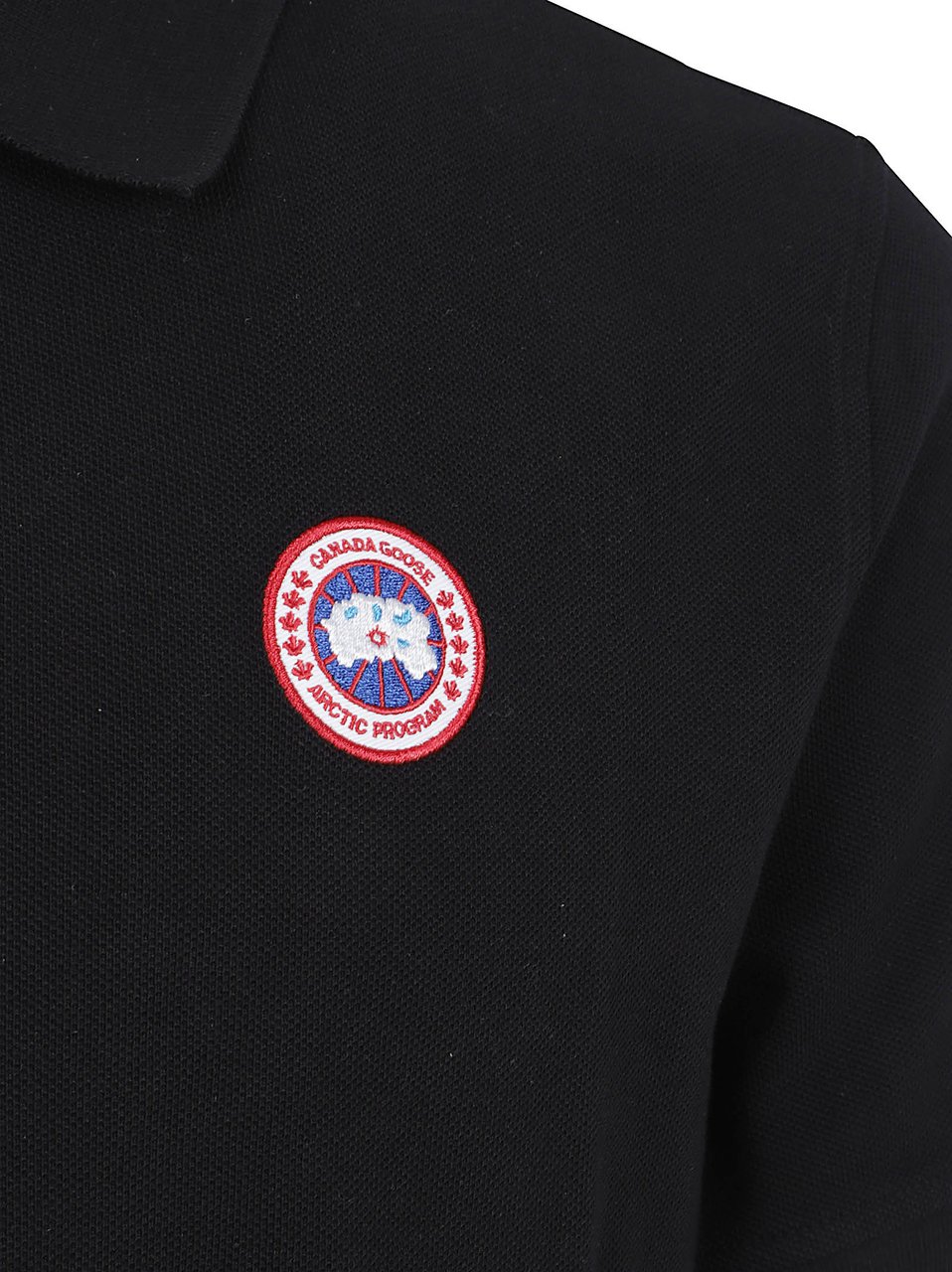 Canada Goose Black Polo Shirt with Ribbed Collar and Iconic Logo Patch Zwart