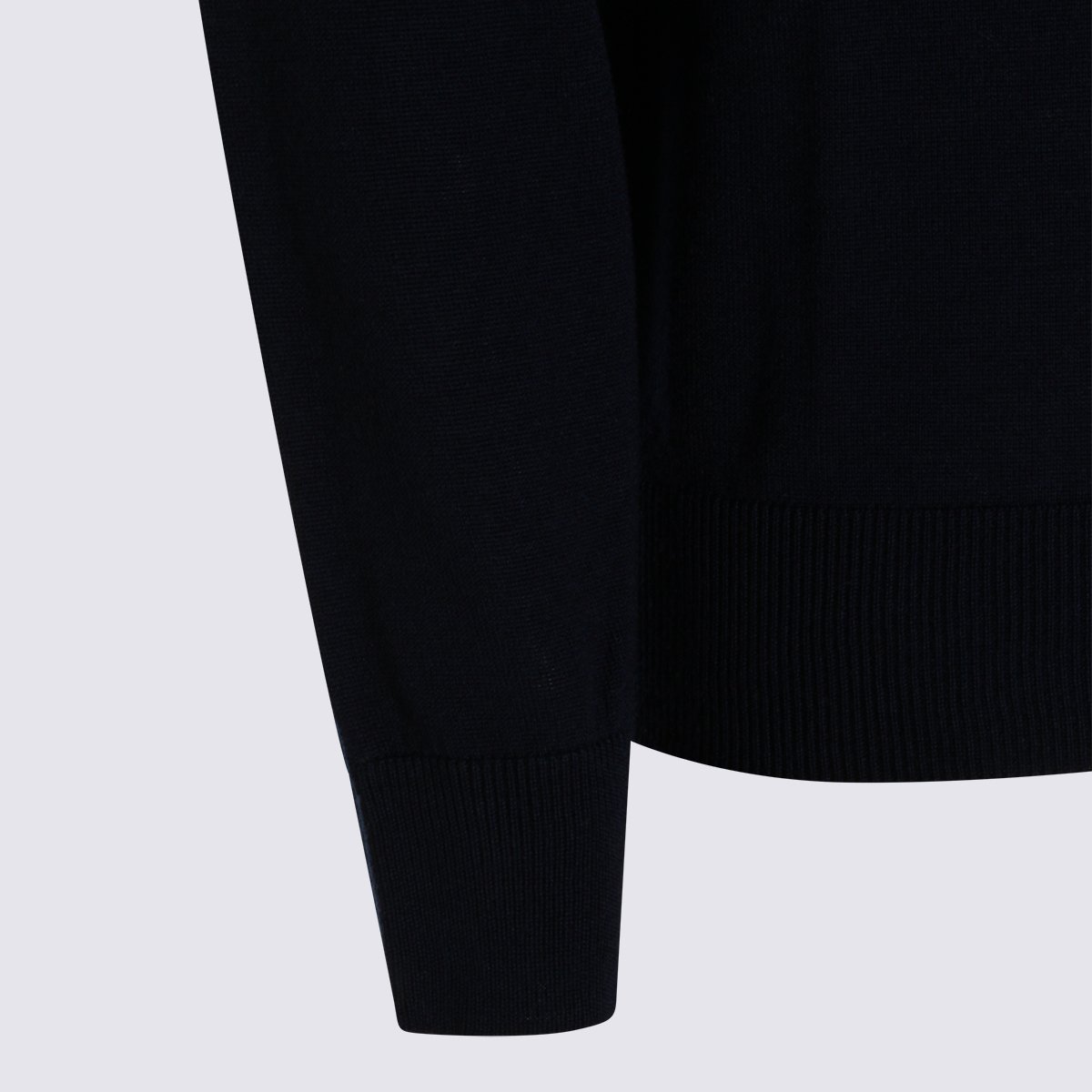 Canali Black Turtleneck Sweater With Snug Collar And Embossed Detail Zwart