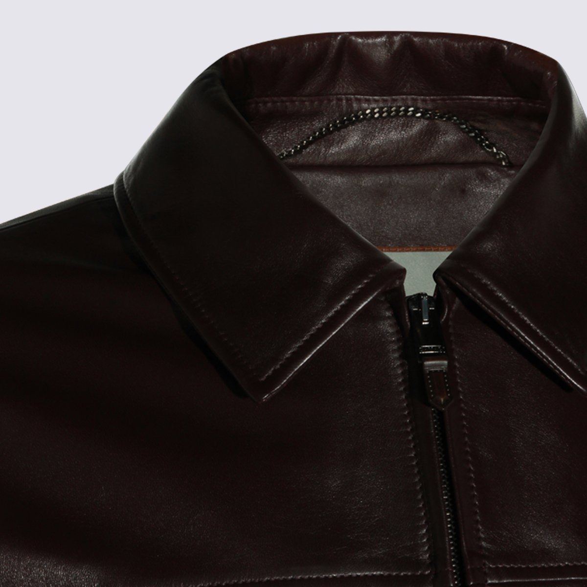 Canali Dark Brown Leather Jacket With Classic Collar And Minimalist Design Zwart