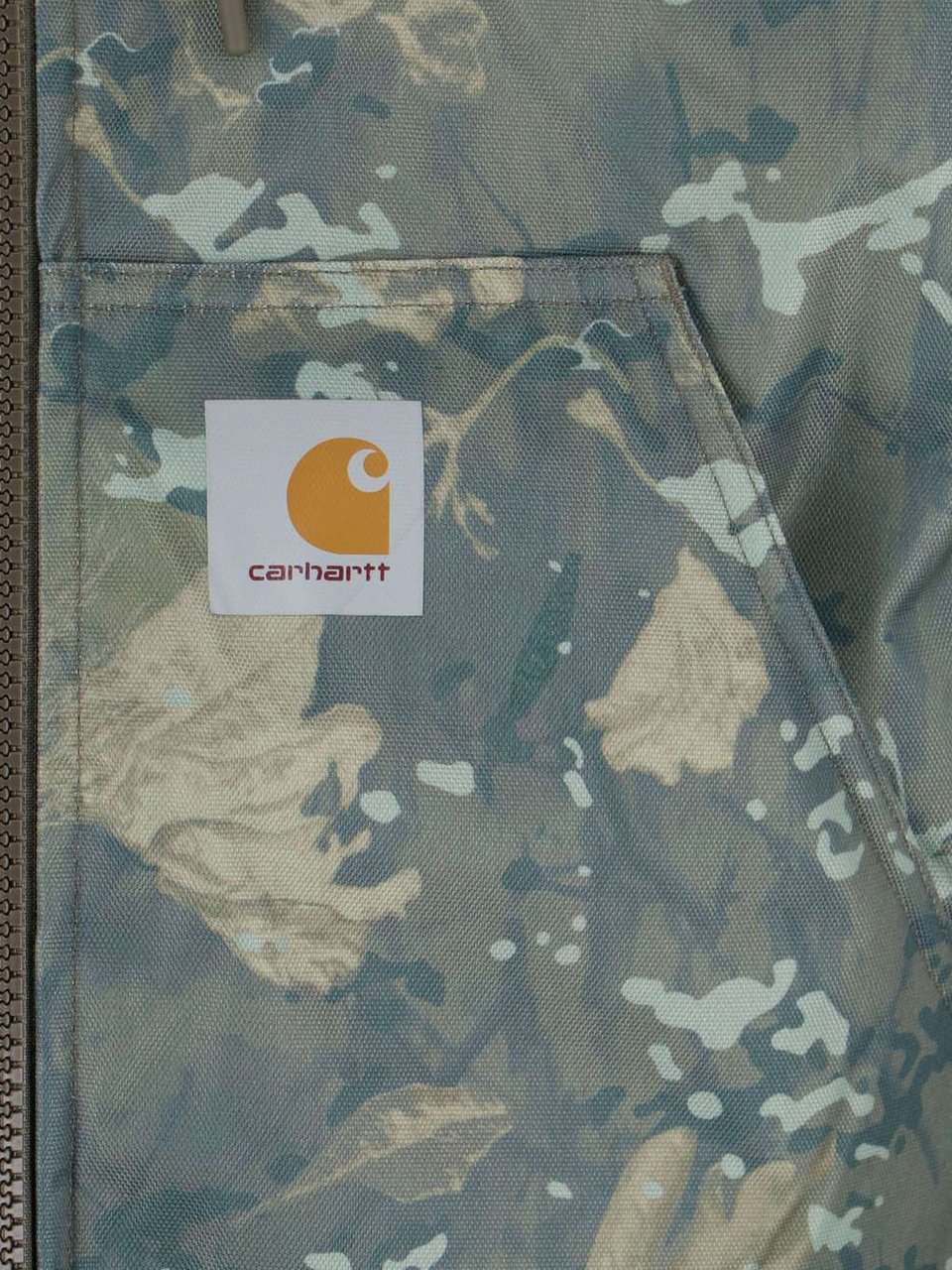 Carhartt "Og Active" Jacket, In Green Water-Repellent Fabric Groen