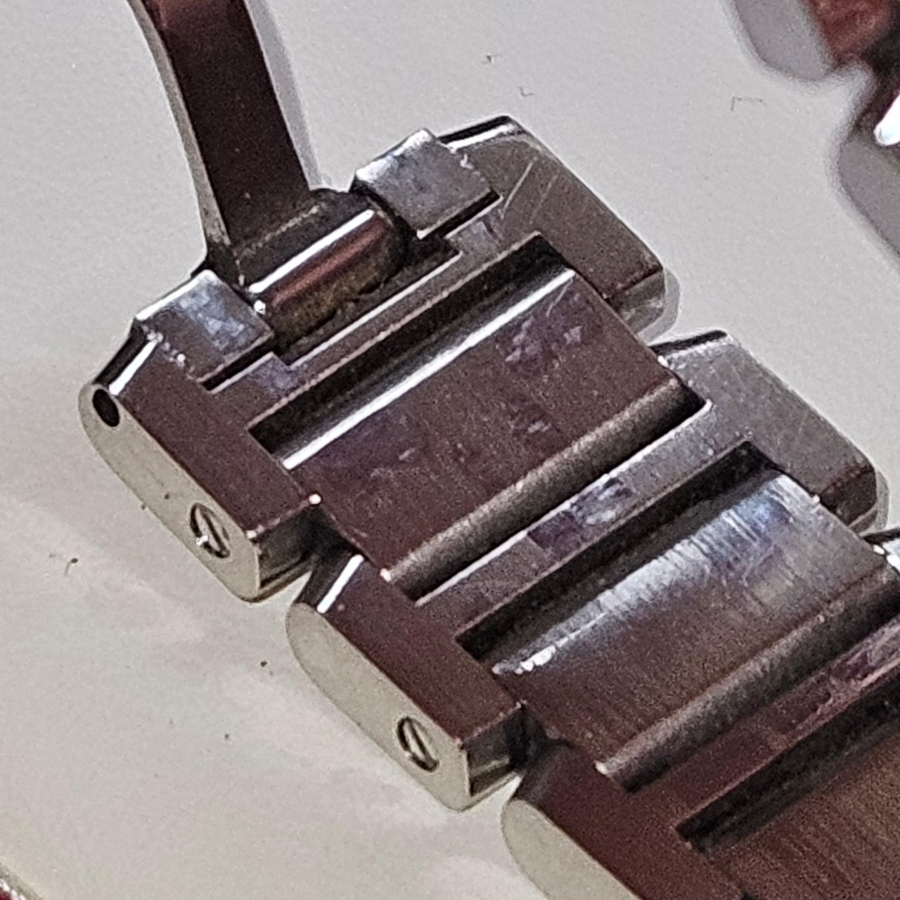 Cartier Cartier Silver Tone Tank Française 2384 Women Watch Divers