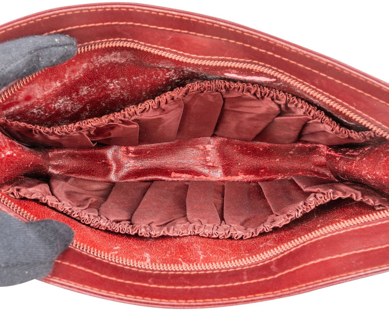 Cartier Cartier Bordeaux Leather Clutch Divers