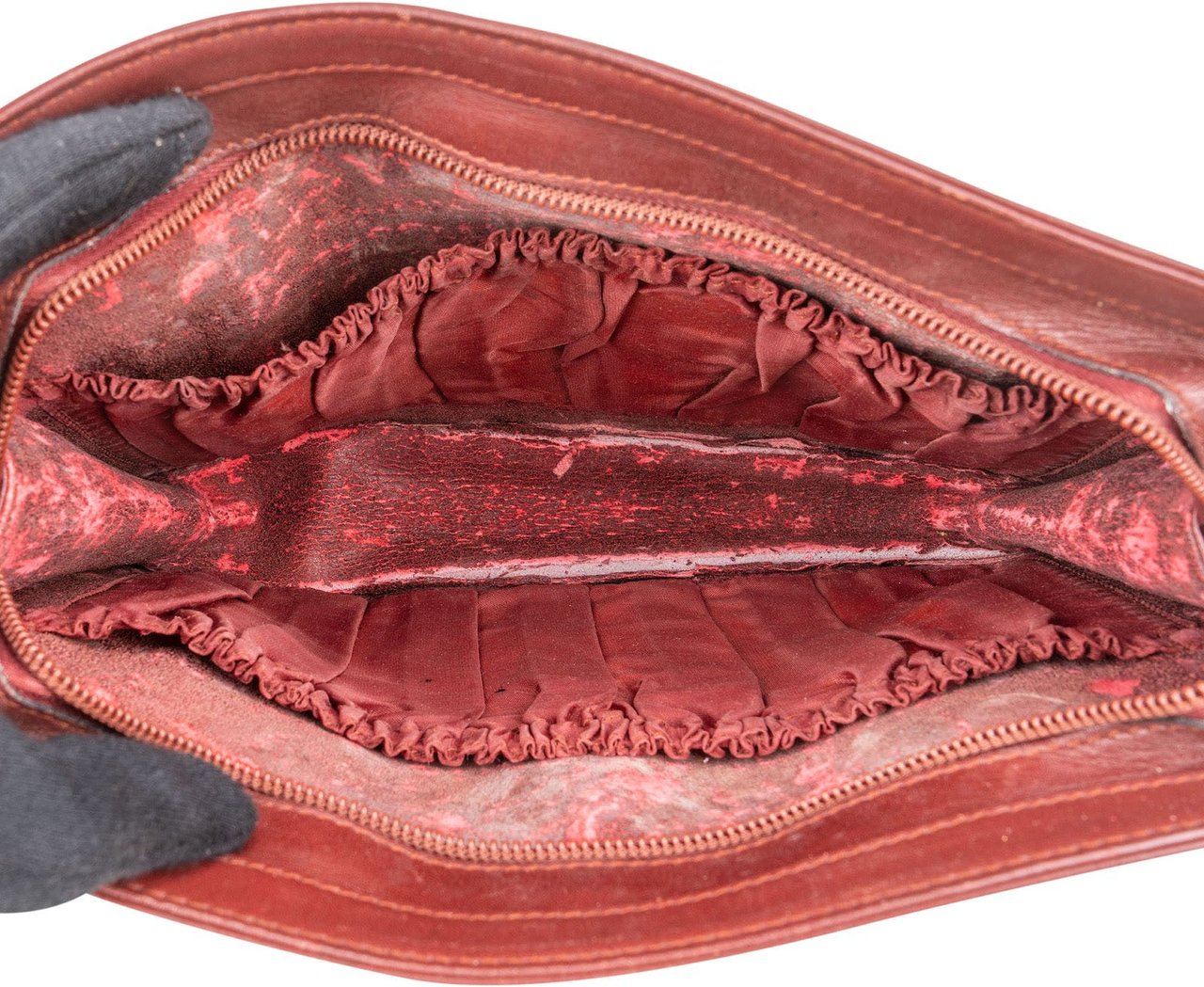 Cartier Cartier Bordeaux Leather Clutch Maroon