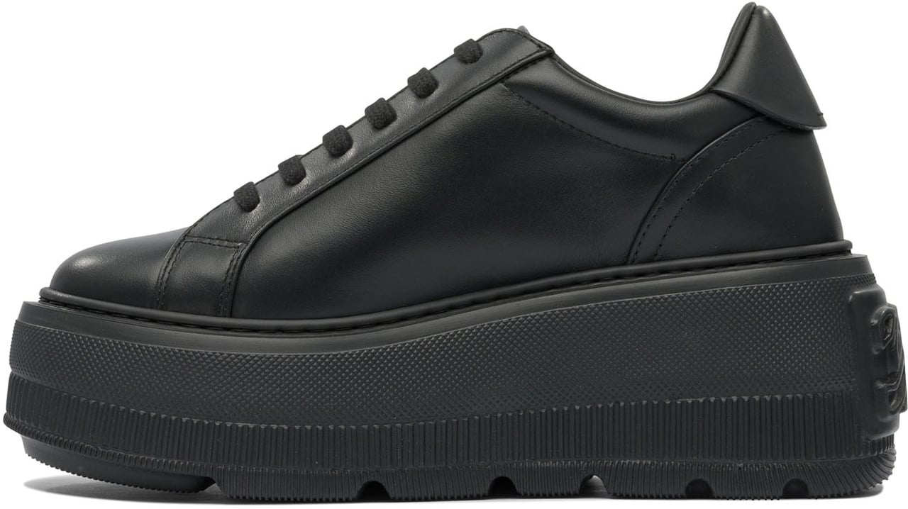Casadei Sneakers & Slip-On Zwart