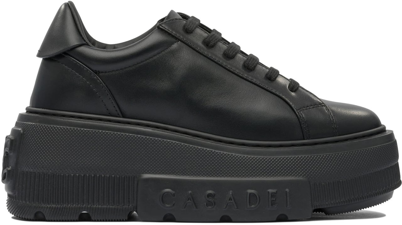 Casadei Sneakers & Slip-On Zwart