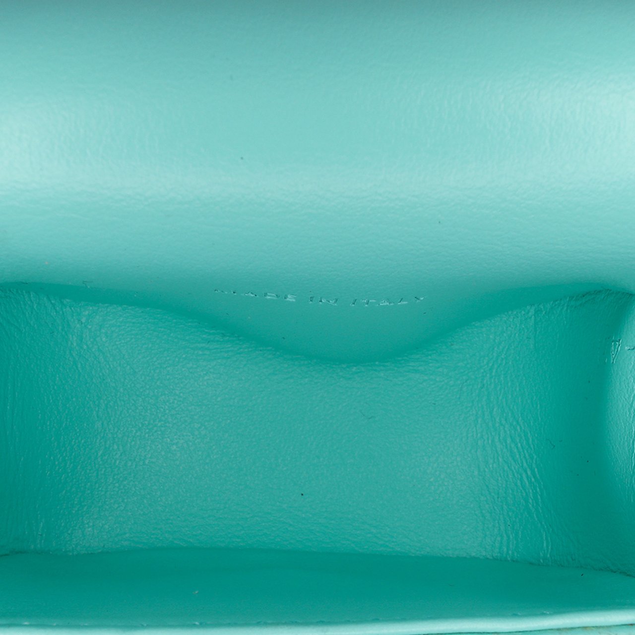 Celine Leather Triomphe AirPods Case with Strap Blauw