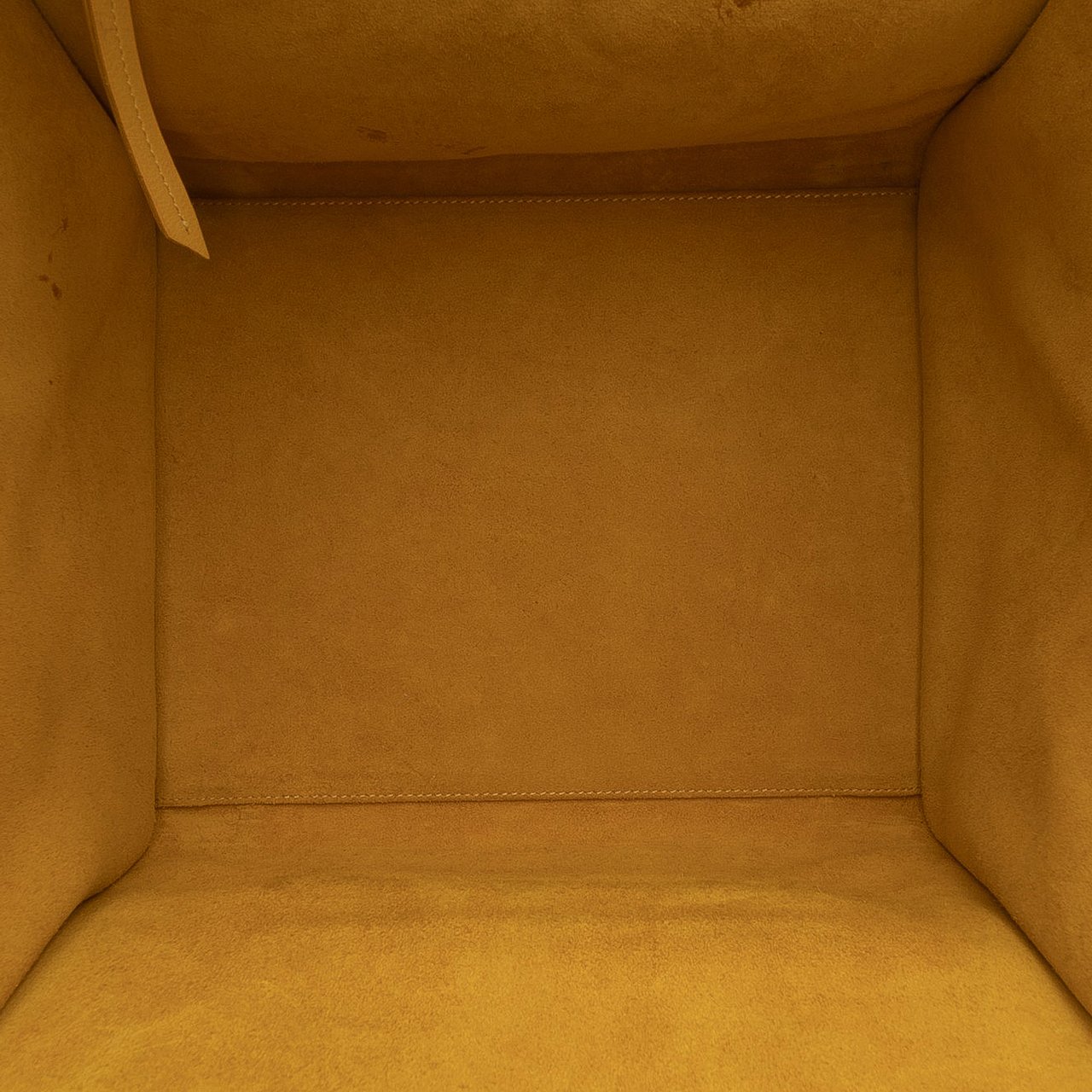 Celine Medium Leather Phantom Luggage Tote Geel