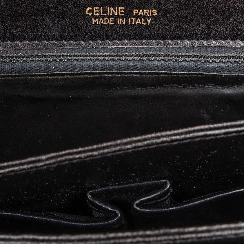 Celine Boxcalf Leather Horse Carriage Flap Triomphe Shoulder Bag Zwart