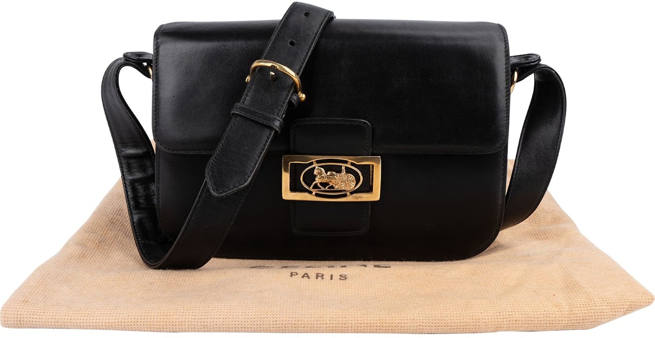 Celine Céline Back Boxcalf Horse Carriage Triomphe Shoulder Bag Zwart