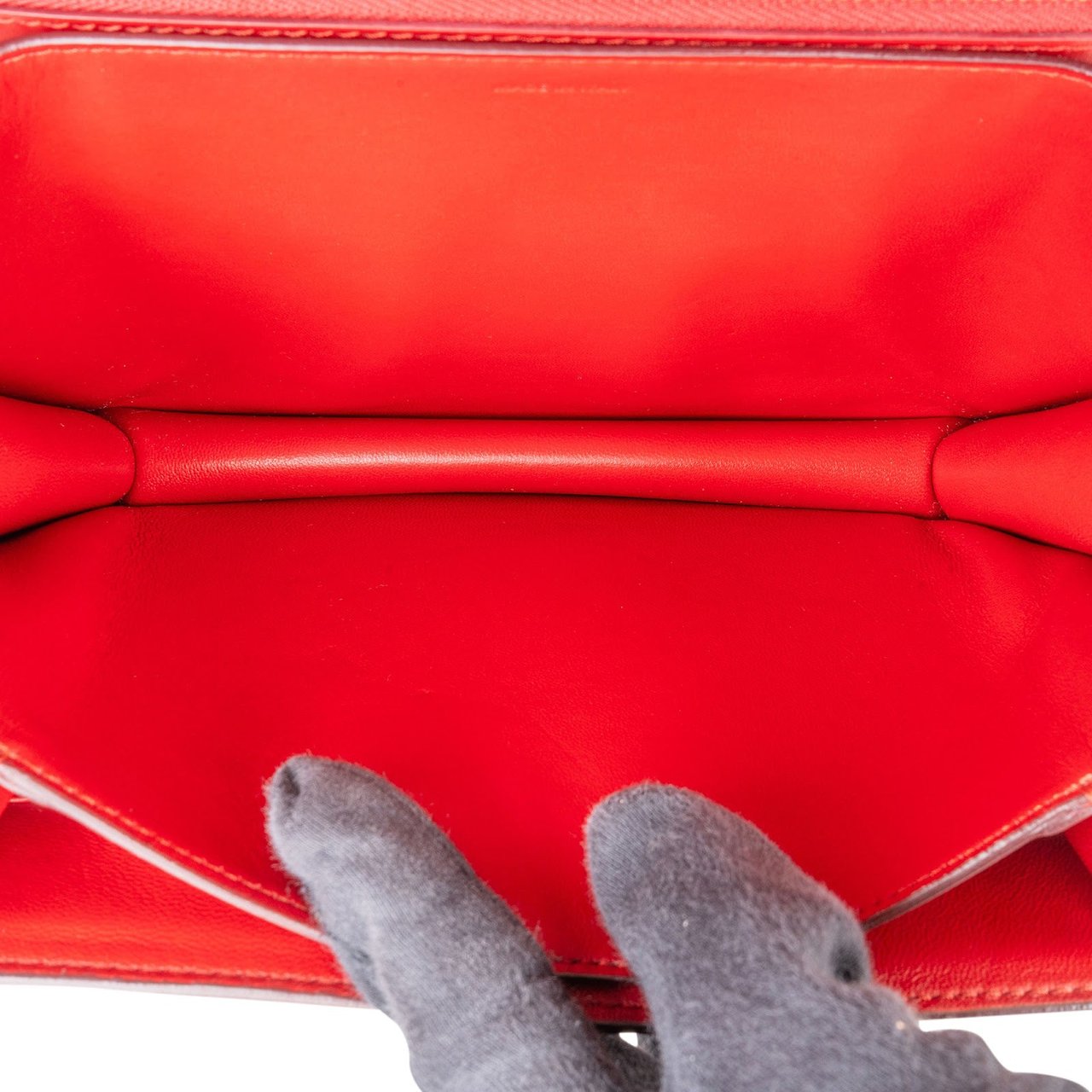 Celine Classic Red Boxcalf Leather Medium Box Crossbody Bag Rood