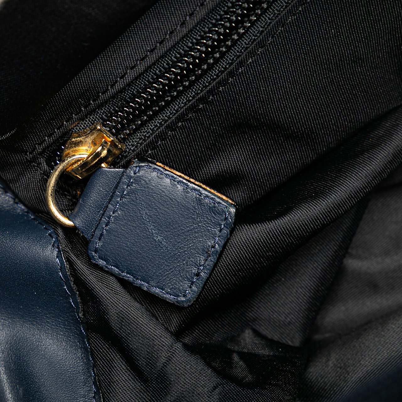 Celine Nylon Handbag Blauw