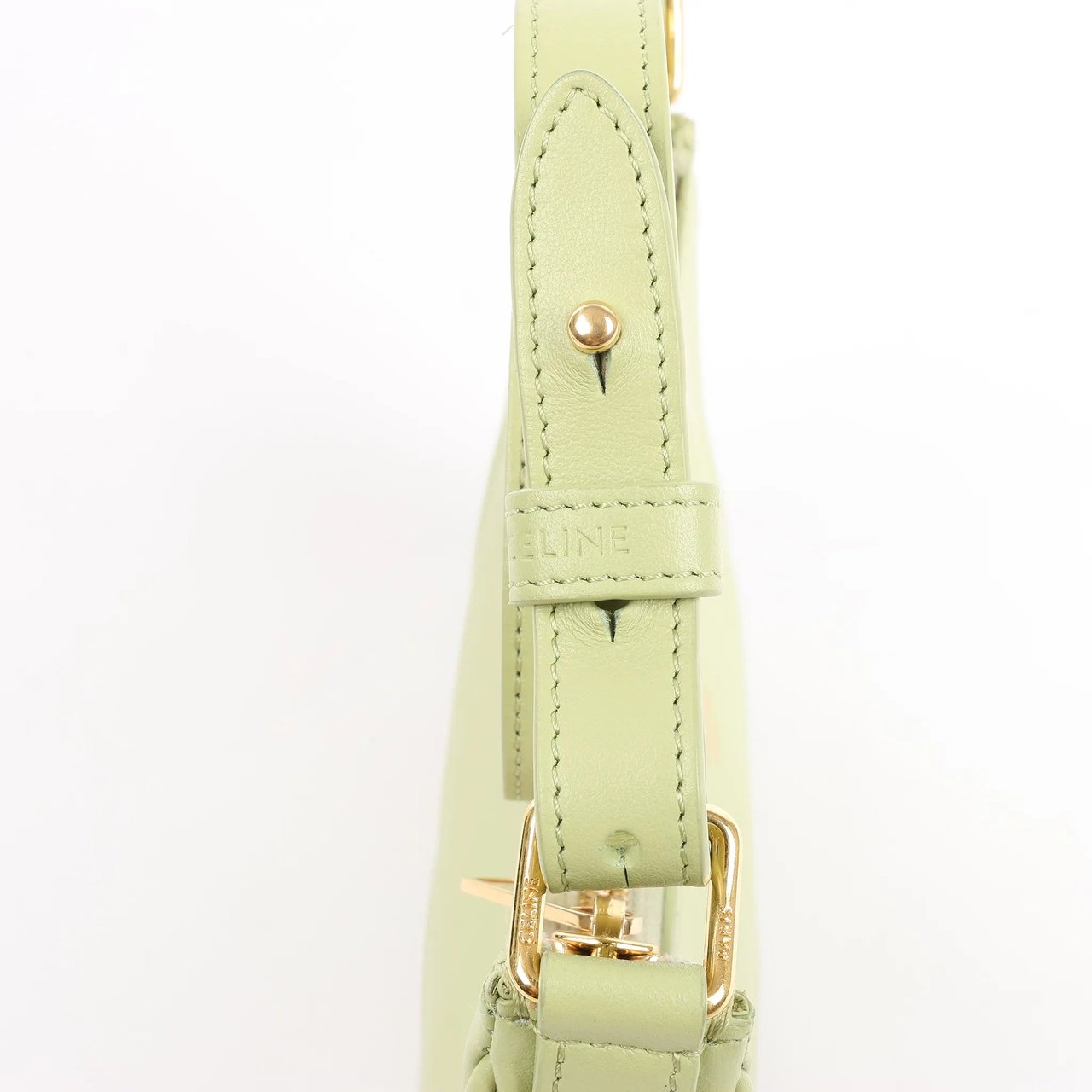 Celine CELINE Ava Leather Shoulder Bag in Green Groen